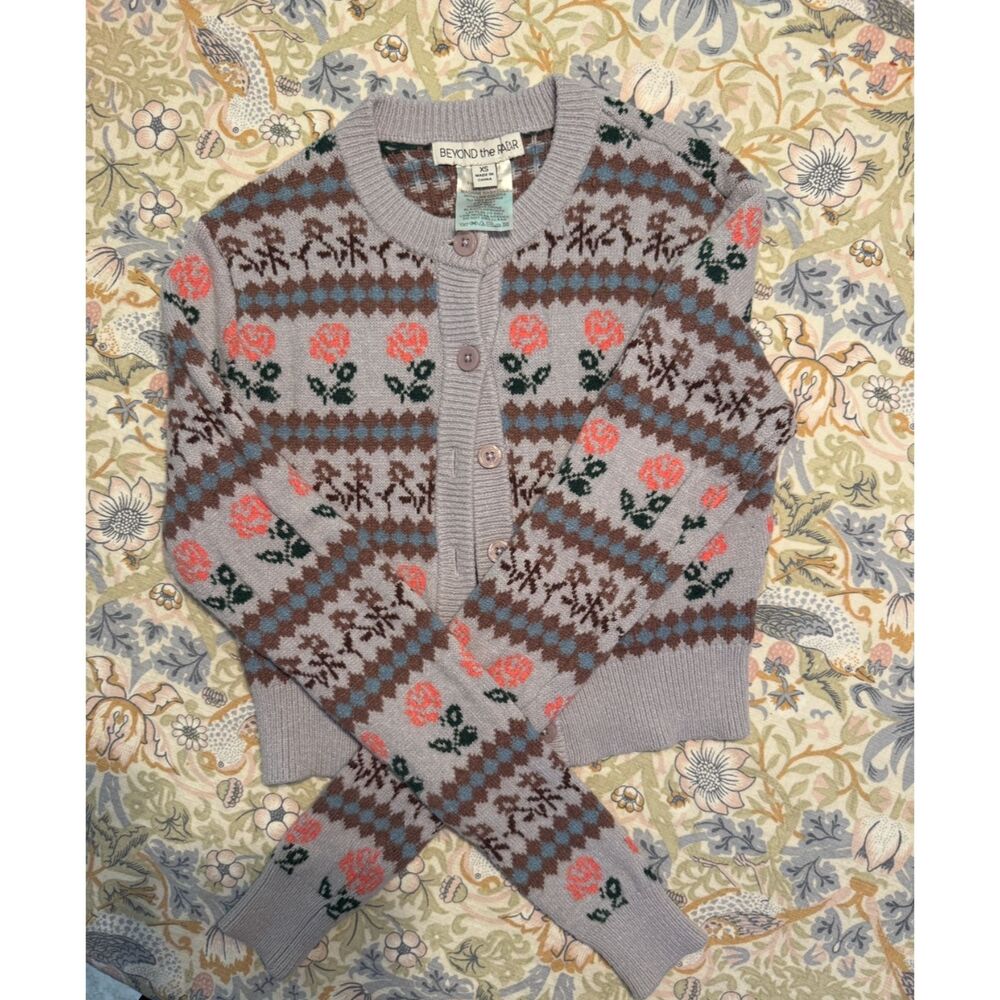 Beyond the Radar floral Fair Isle patterned button-front knit cardigan